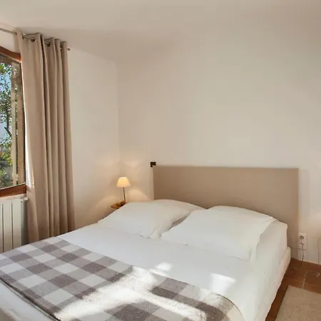 別荘 Campagne A Piscine Chauffee Vue Proche Et Centre カルヴィ