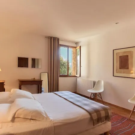 Campagne A Piscine Chauffee Vue Proche Et Centre * カルヴィ