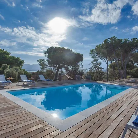 Campagne A Piscine Chauffee Vue Proche Et Centre Ferienhaus *