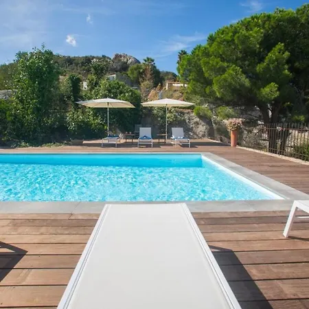 Campagne A Piscine Chauffee Vue Proche Et Centre * Calvi (Corsica)