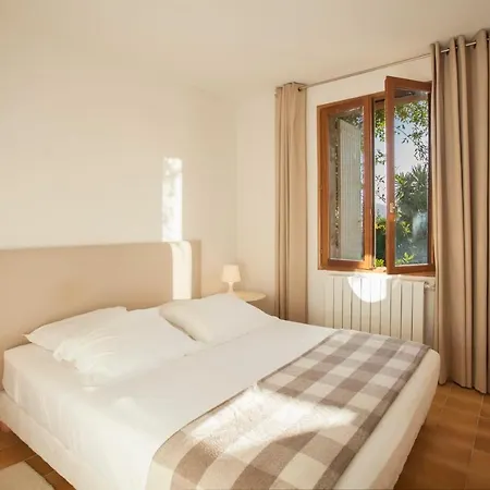 Ferienhaus Campagne A Piscine Chauffee Vue Proche Et Centre