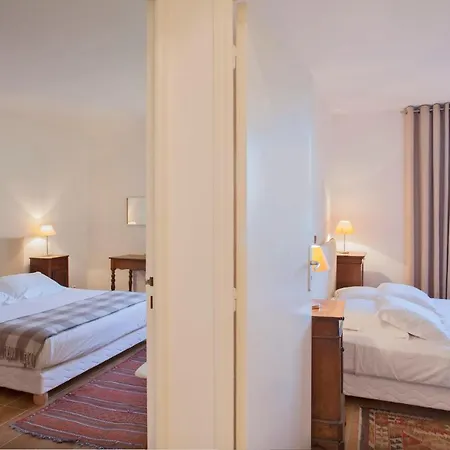 Campagne A Piscine Chauffee Vue Proche Et Centre Ferienhaus