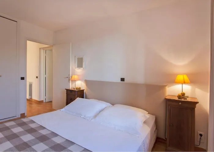 Campagne à Piscine Chauffée Vue Proche Et Centre Сasa de vacaciones Calvi (Corsica)